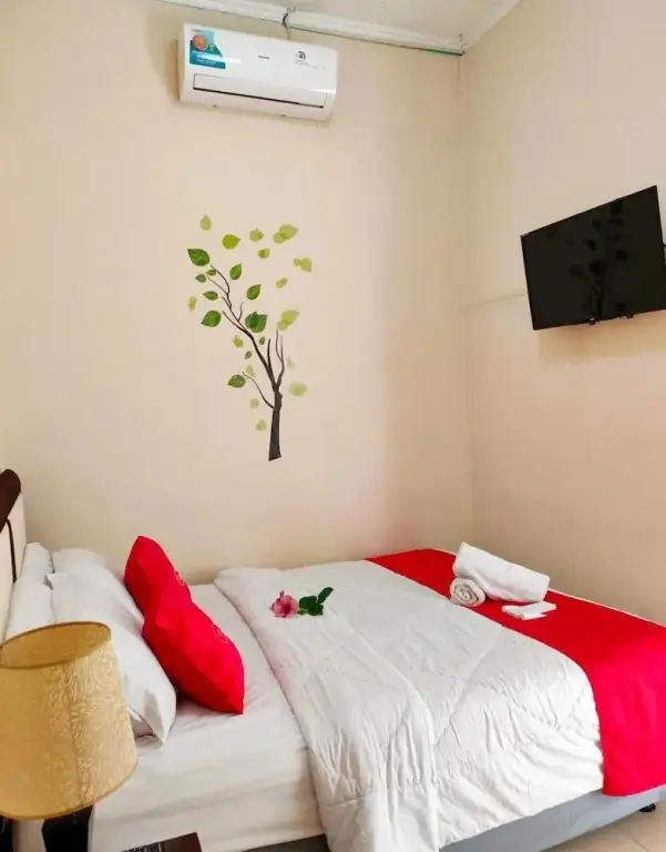 Богор: Bogor - Beautiful Room for 2 With Ac