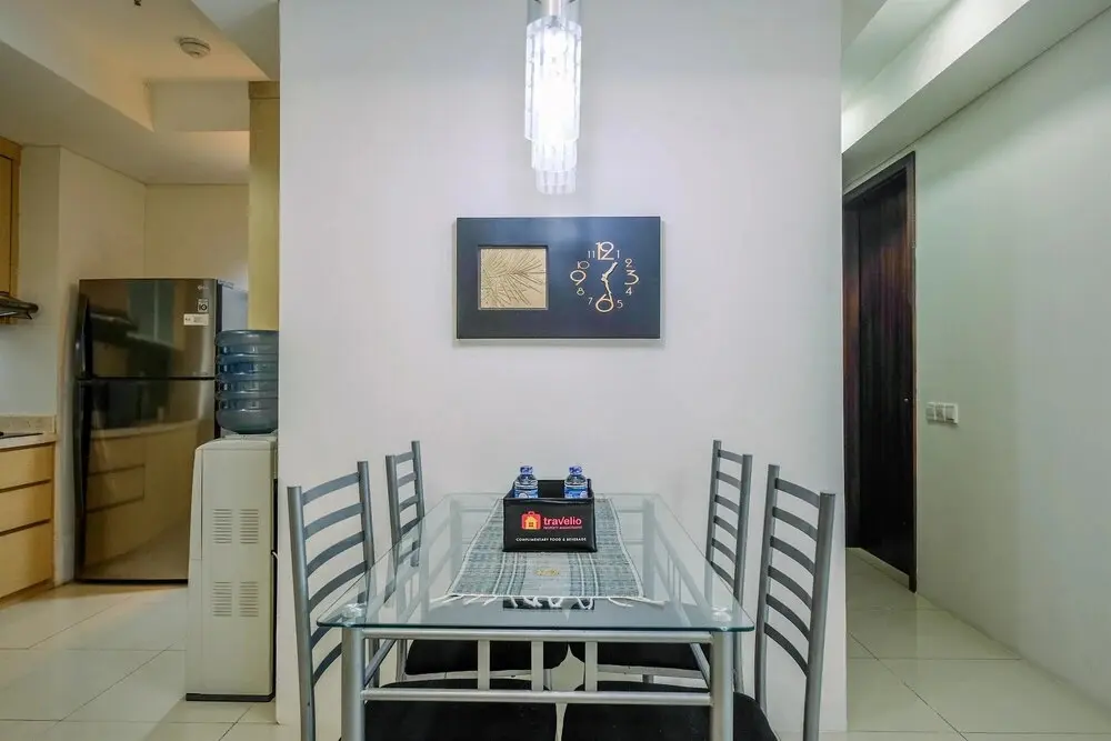 Джакарта: Well Appointed 2BR at Kemang Village Apartment