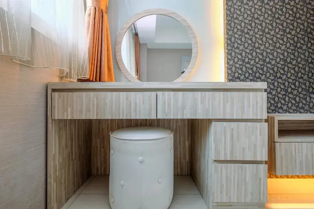 Джакарта: Well Appointed 2BR at Kemang Village Apartment