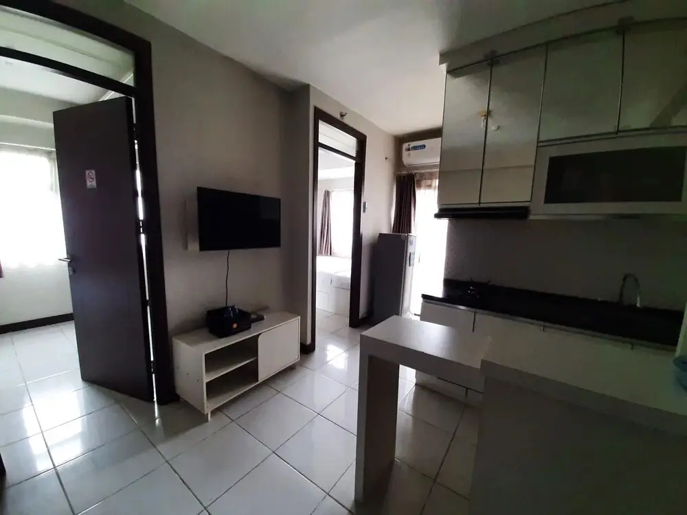 Бекаси: Comfortable and Cozy Living 2BR at Lagoon Apartment