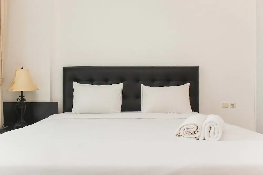 Джакарта: Fully Furnished with Cozy Design 2BR The Bellezza Apartment
