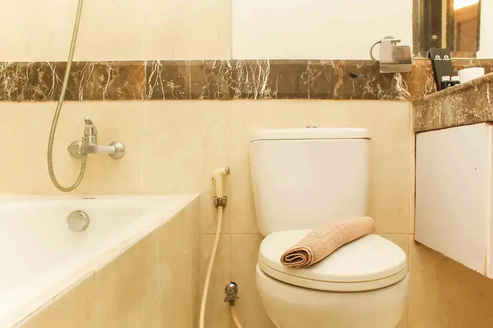 Джакарта: Fully Furnished with Cozy Design 2BR The Bellezza Apartment