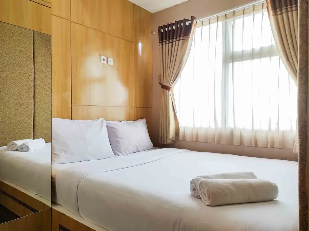 Макассар: Vibrant 2BR at Vida View Makassar Apartment