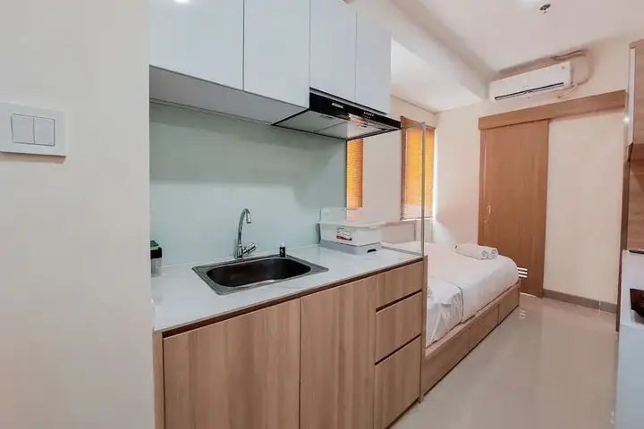 Legok: Comfort and Cozy Studio Apartment at B Residence