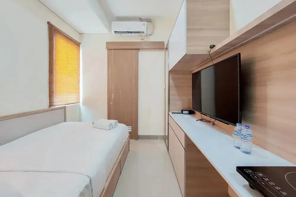Legok: Comfort and Cozy Studio Apartment at B Residence