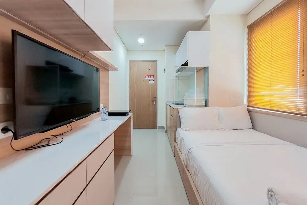 Legok: Comfort and Cozy Studio Apartment at B Residence