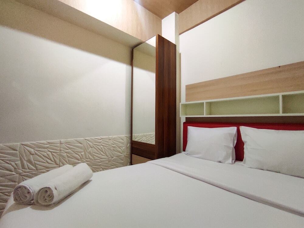 Макассар: Elegant and Comfy 1BR at Vida View Makasar Apartment