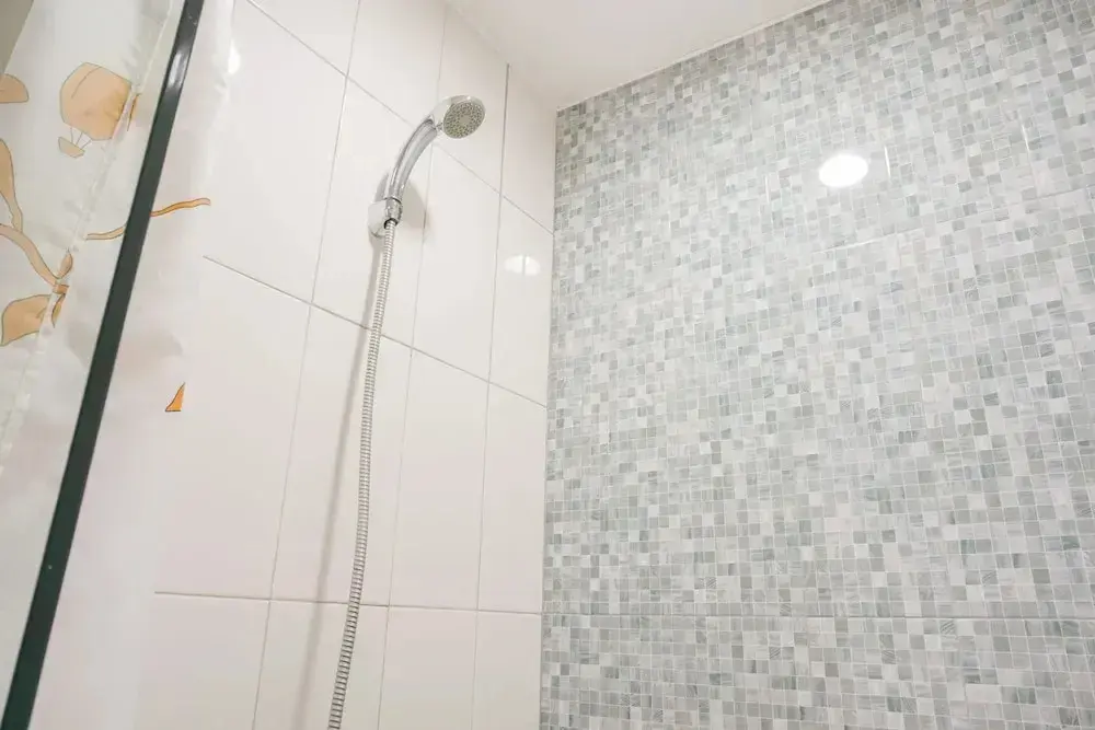 Джакарта: Cozy Stay Studio Apartment at Nine Residence