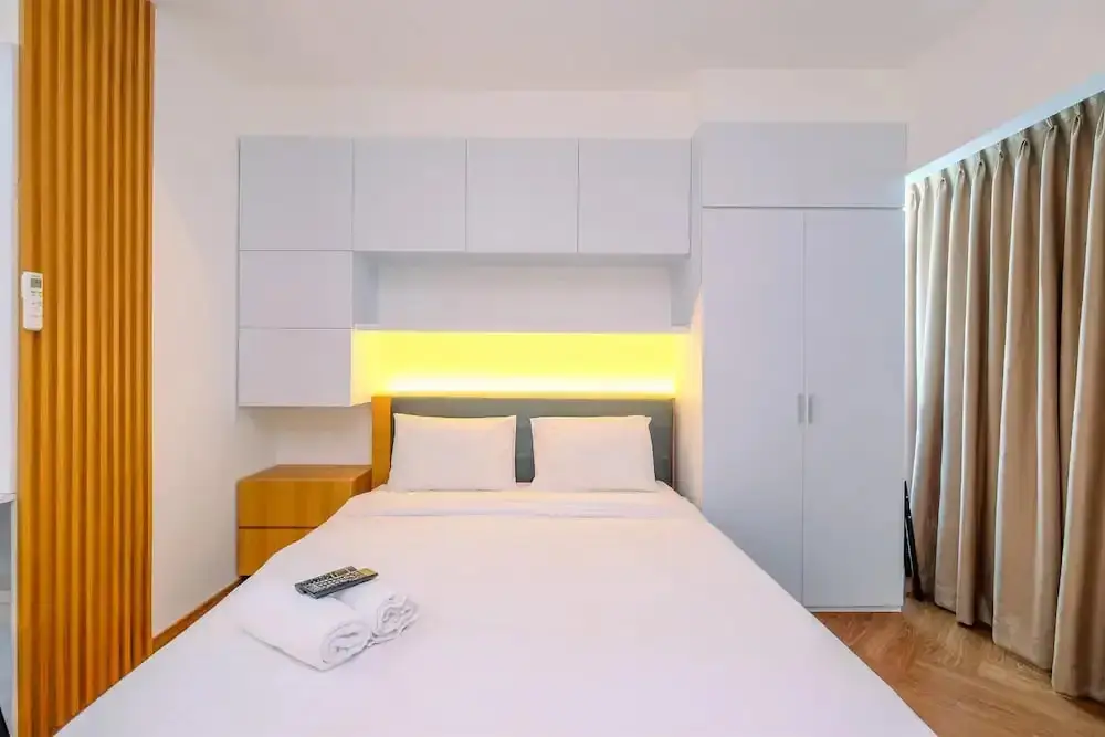 Бекаси: Simply Studio Room at Grand Kamala Lagoon Apartment
