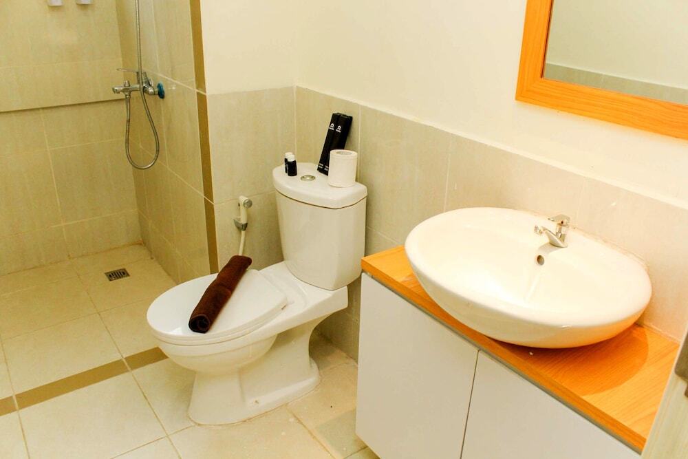 Сибату: Spacious and Nice 3BR at Meikarta Apartment