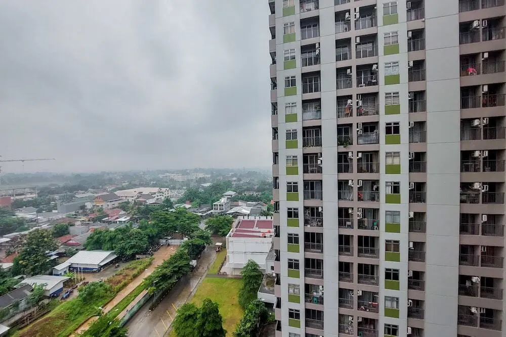 Южный Тангеранг: Nice and Spacious 2BR at Serpong Greenview Apartment