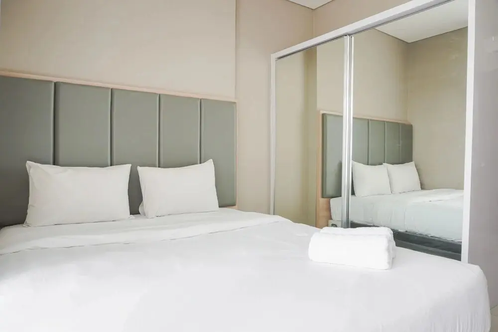 Джакарта: Minimalist and Comfort Studio at Ciputra International Apartment