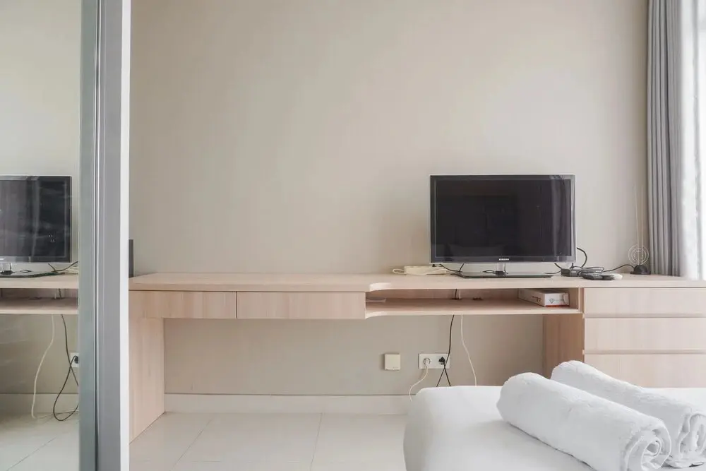 Джакарта: Minimalist and Comfort Studio at Ciputra International Apartment