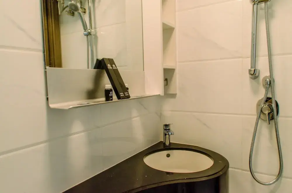 Legok: Cozy and Simply Studio at Sky House BSD Apartment