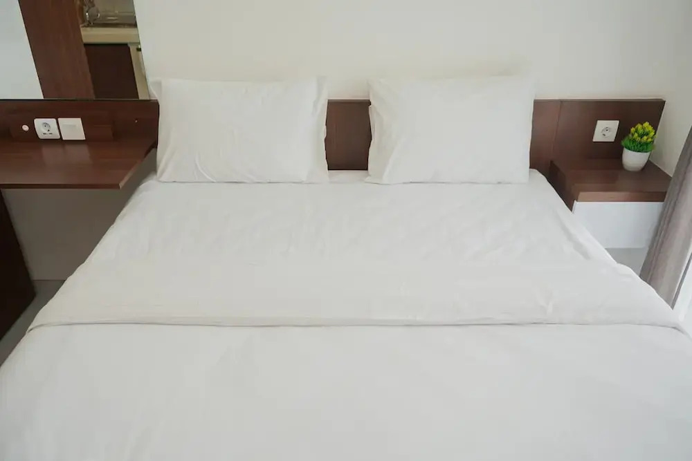 Legok: Spacious and Smart Studio Apartment at Sky House BSD
