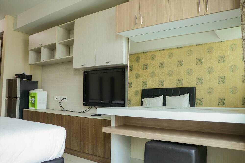 Джакарта: Elegant and Stylisth Studio at Apartment Springhill Terrace Residence