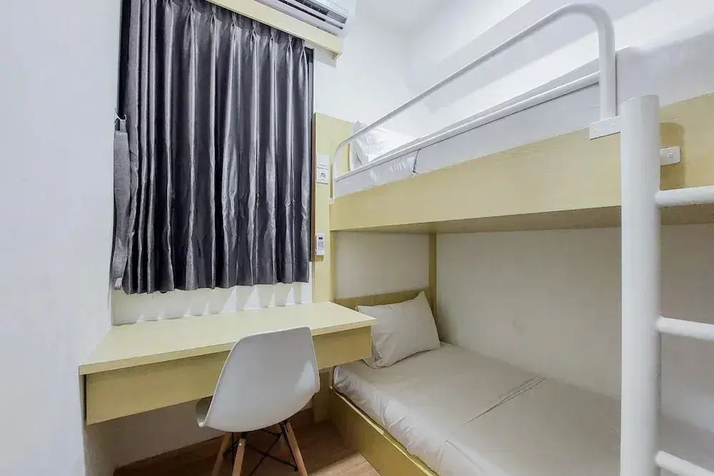 Legok: Comfortable Design 2BR with Washing Machine Sky House BSD Apartment