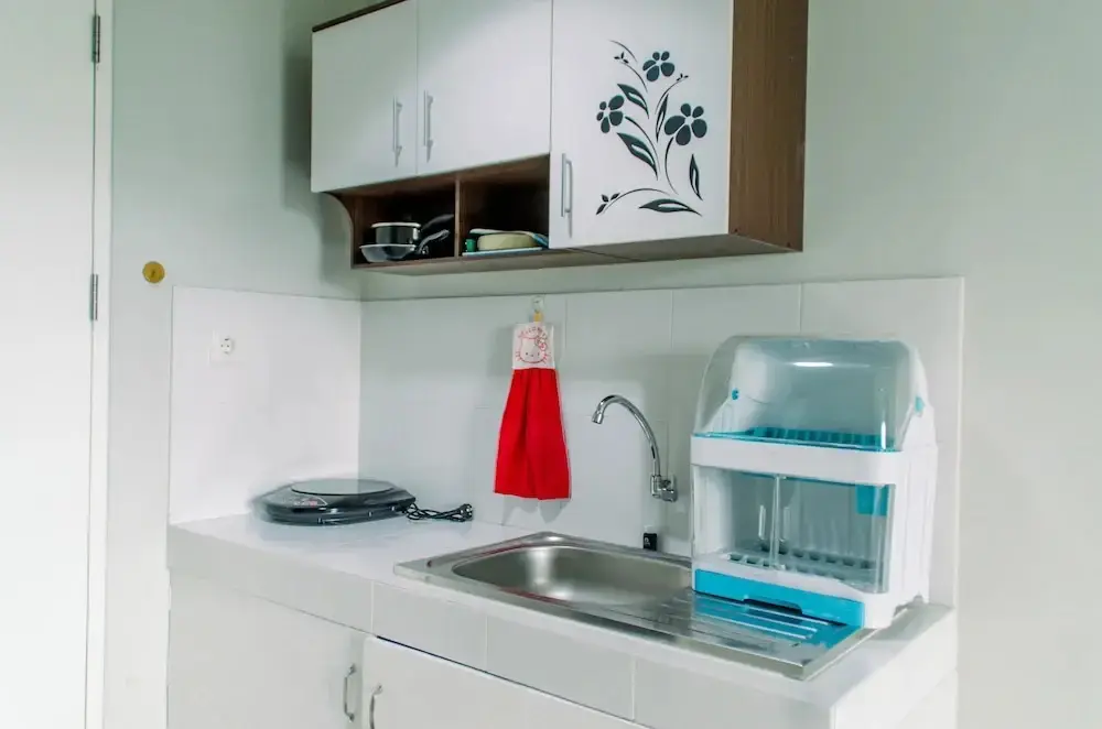 Legok: Cozy Stay Studio Room at Beverly 90210 Apartment