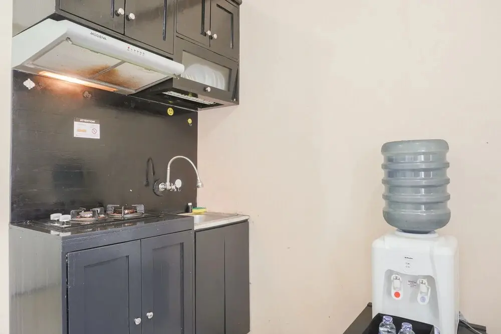 Джакарта: Nice Comfort 2BR at Green Pramuka Apartment
