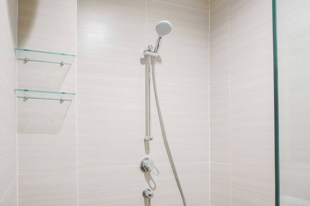 Джакарта: Fancy and Nice Studio at West Vista Apartment