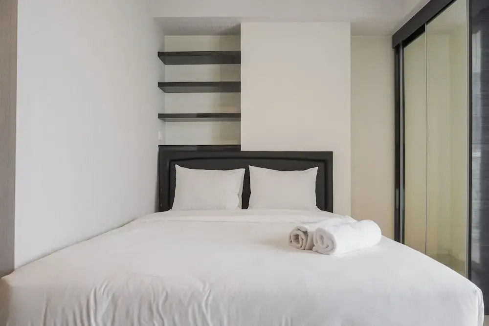 Fancy and Nice Studio at West Vista Apartment — фото 1