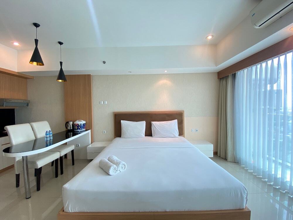 Бандунг: Deluxe Studio Room at Tamansari La Grande Apartment