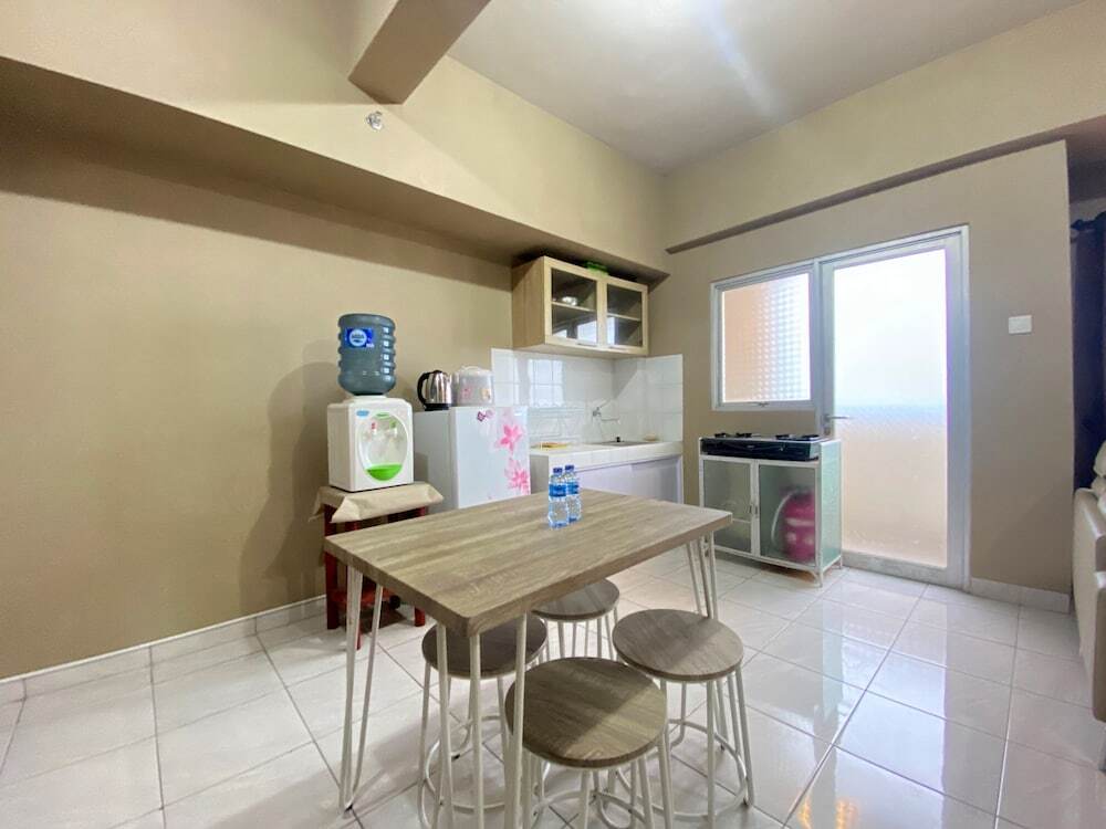 Бандунг: Relaxing 2BR Apartment at Newton Residence
