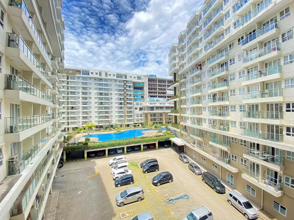 Бандунг: Serene with Cozy Design 2BR Apartment at Gateway Pasteur