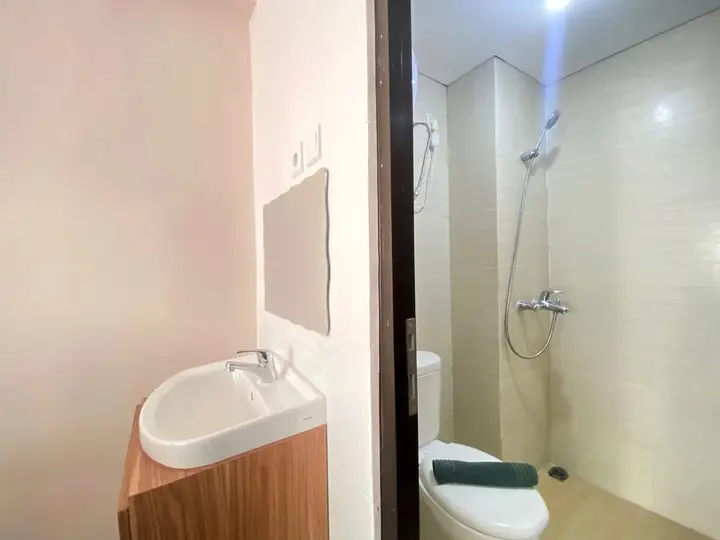 Бандунг: Serene with Cozy Design 2BR Apartment at Gateway Pasteur