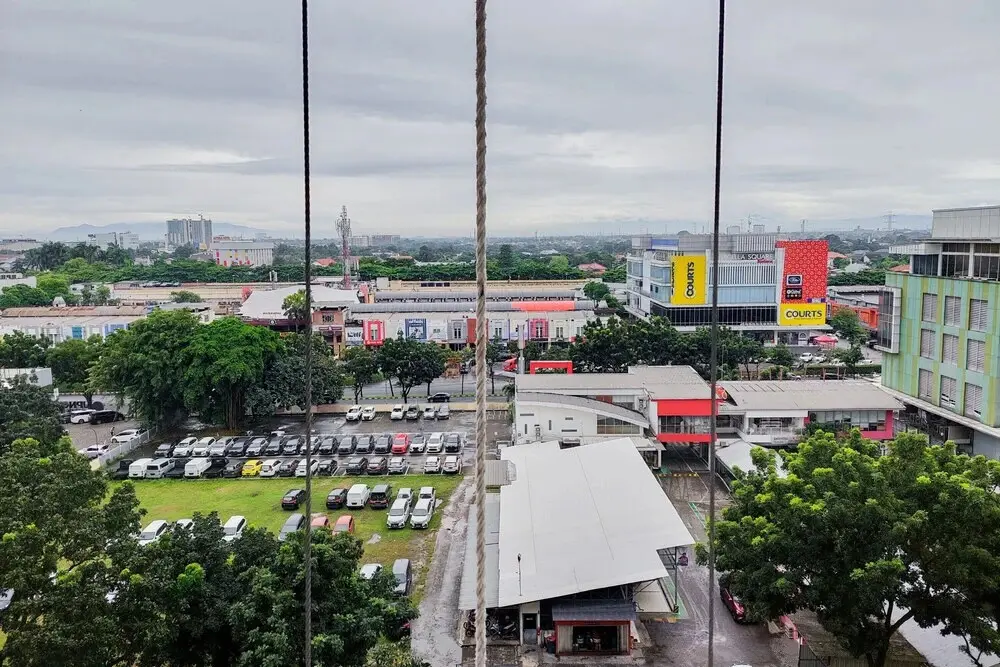 Южный Тангеранг: Elegant and Comfort Studio at Transpark Bintaro Apartment