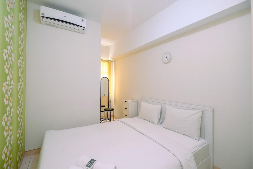 Бекаси: Minimalist and Comfort Living 2BR at Springlake Summarecon Bekasi Apartment