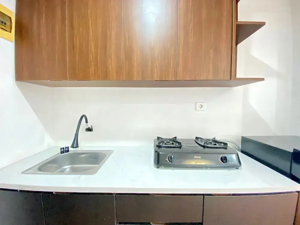 Бандунг: Spacious Studio Room at Apartment Grand Asia Afrika Residence