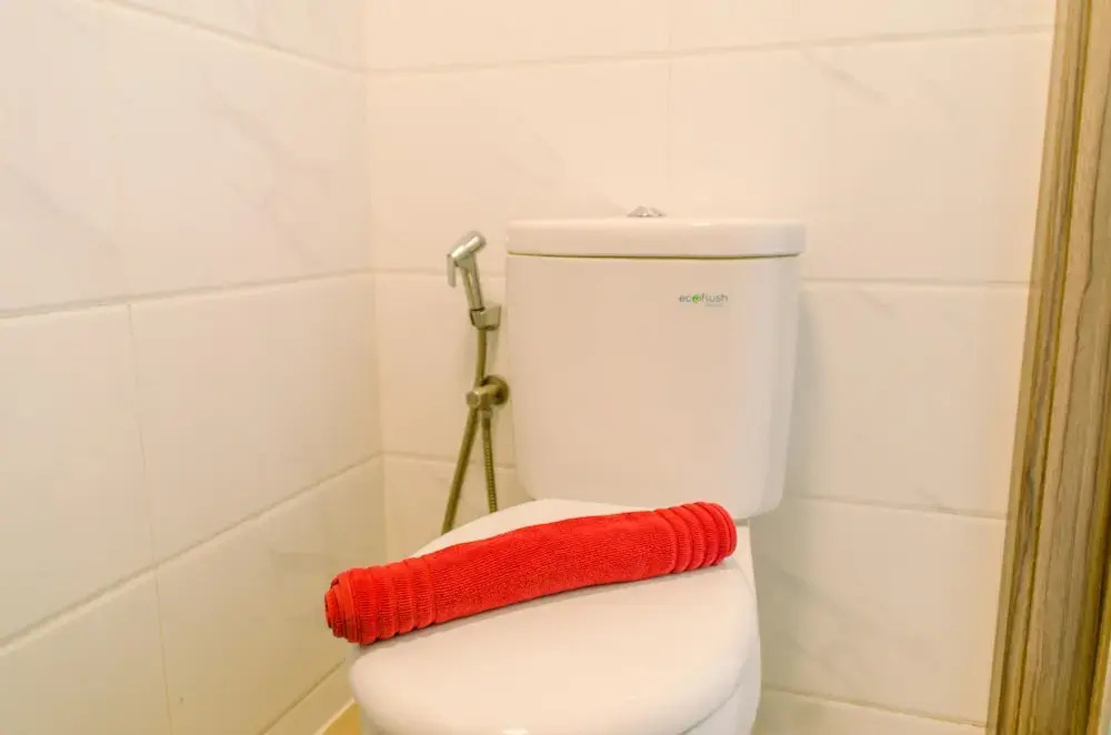 Legok: Modern and Cozy Studio at Sky House BSD Apartment