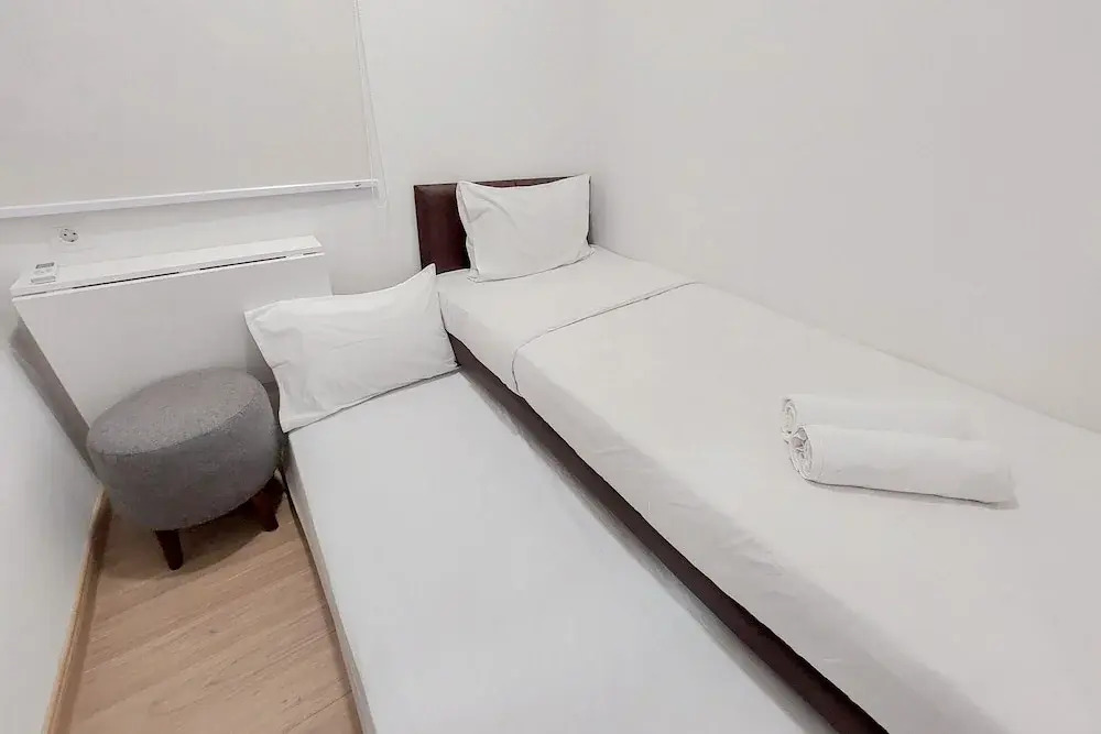 Legok: Nice and Elegant 2BR at Sky House BSD Apartment