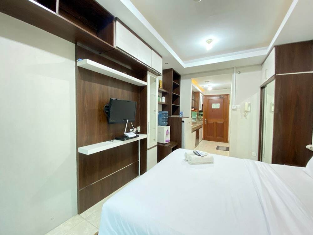 Бандунг: Comfy Studio Room at Galeri Ciumbuleuit 1 Apartment