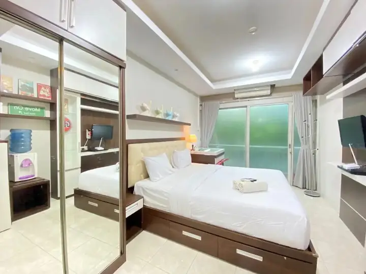 Бандунг: Comfy Studio Room at Galeri Ciumbuleuit 1 Apartment