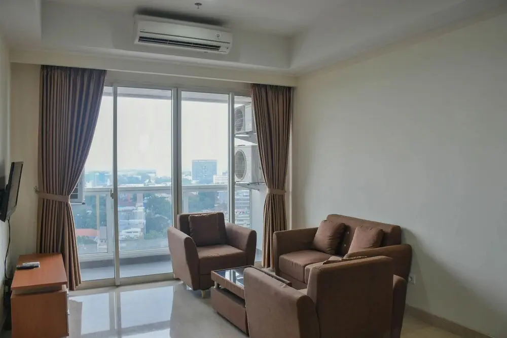 Джакарта: Spacious and Elegant 3BR at Menteng Park Apartment