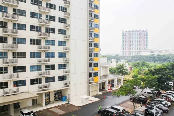 Бекаси: Comfort 2BR at Springlake Summarecon Bekasi Apartment
