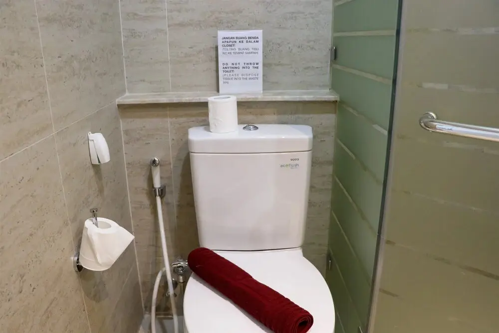 Джакарта: Comfort and Elegant 1BR at Gold Coast Apartment