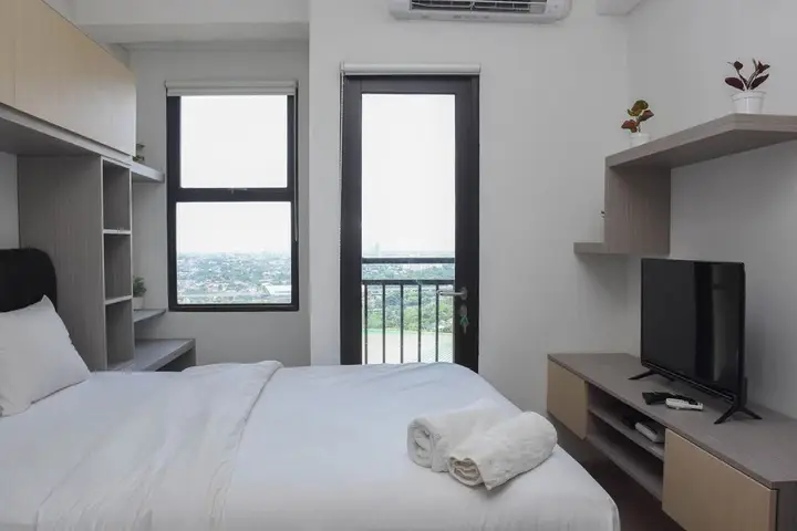Депок: Cozy and Comfort Living Studio at Transpark Cibubur Apartment