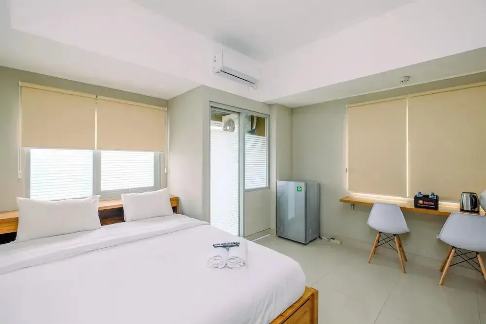 Бекаси: Elegant Studio Apartment at Gateway Park LRT City