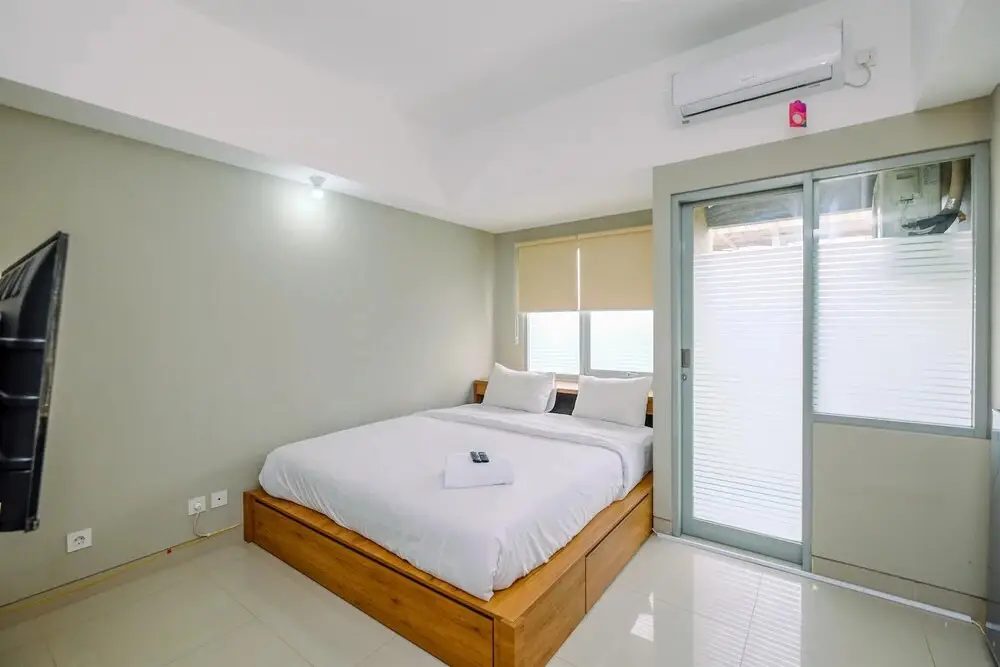 Бекаси: Elegant Studio Apartment at Gateway Park LRT City