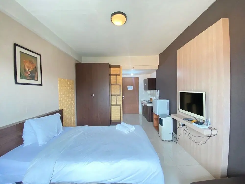 Сумеданг: Bright Studio Room at Pinewood Apartment