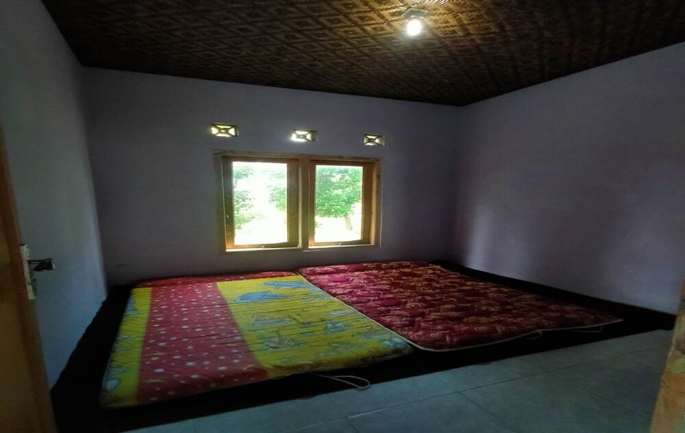 Батуретно: Binakarya Homestay Syariah