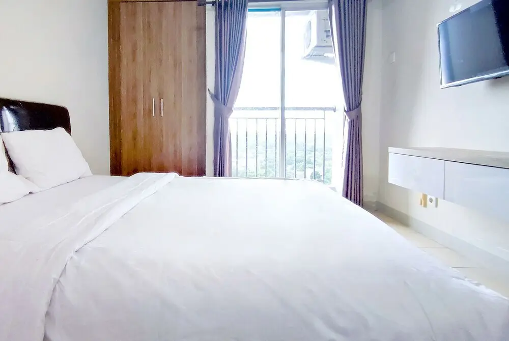 Южный Тангеранг: Apartmen Serpong GreenView byRuangNyaman