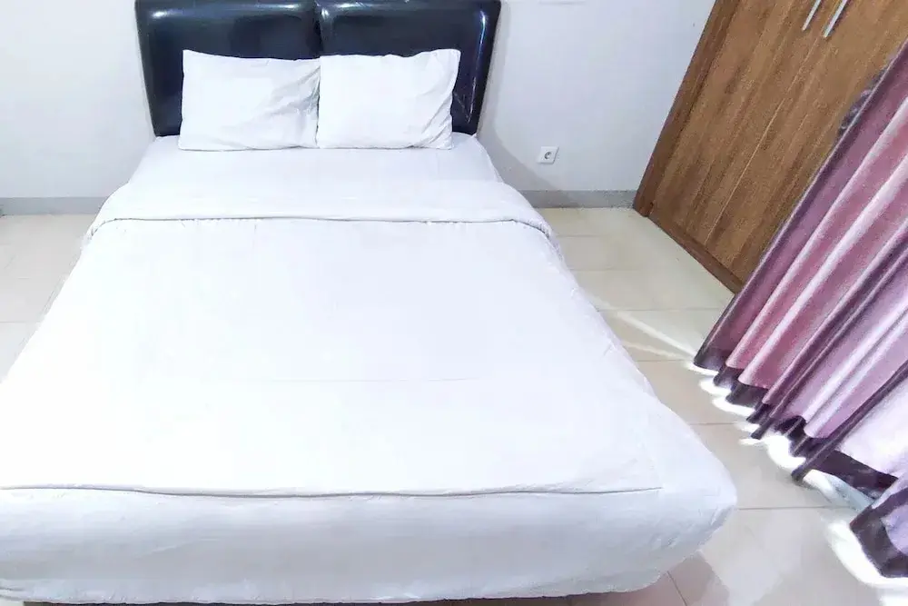 Южный Тангеранг: Apartmen Serpong GreenView byRuangNyaman