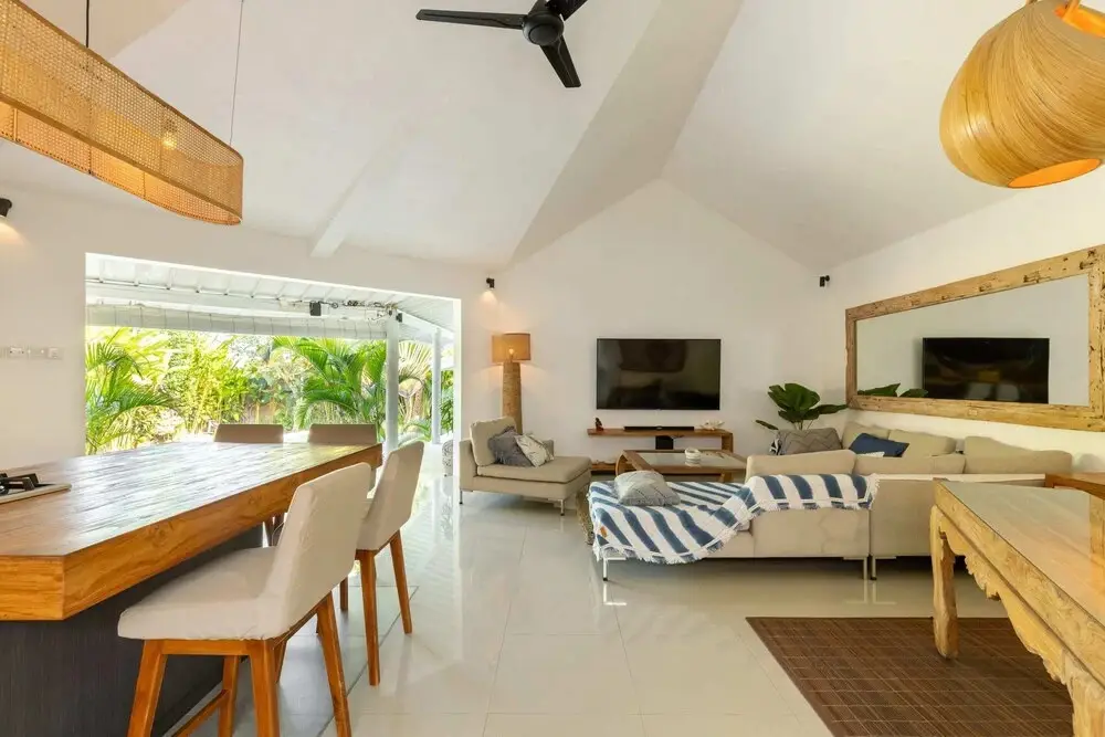 Чангу: 3BR Charming Villa 2 Minutes From Berawa Beach
