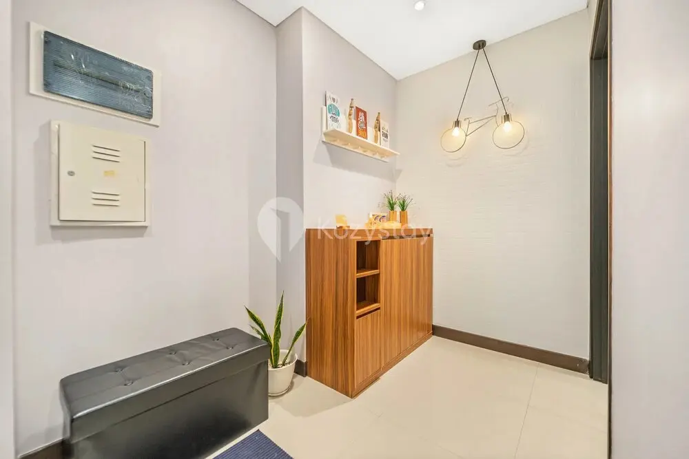 Джакарта: Meadow by Kozystay | Newly Renovated | Kebon Jeruk