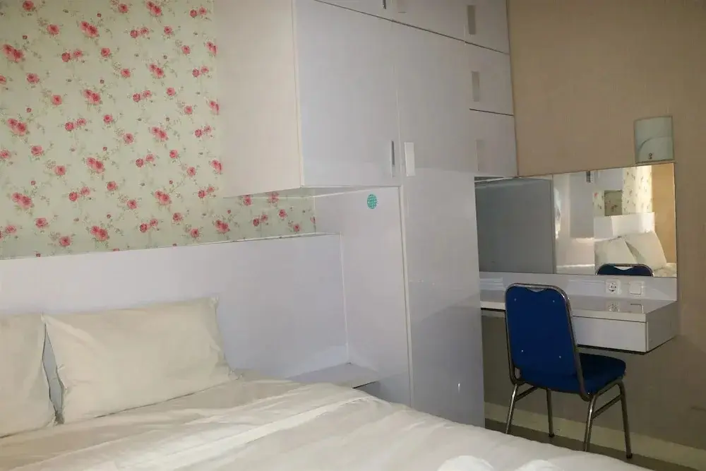 Джакарта: Homey And Cozy Stay 2Br At Green Pramuka City Apartment