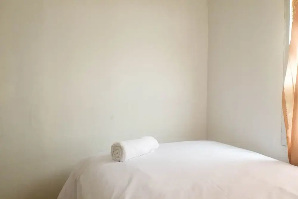 Сурабая: Best Price 2Br Strategic At Puri Mas Apartment